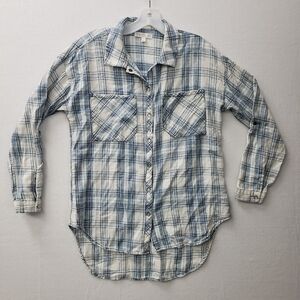 Love Fire Small Women Blue and White Plaid Flannel Shirt Pearl Snap Roll Tab LS
